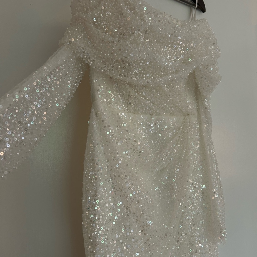 Eva Lendel Aretta Inspired Elegant Off-Shoulder White Sequin Dress size 4 - Picture 10 of 15